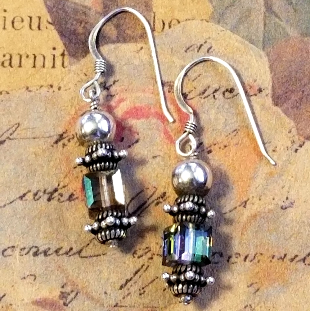 RARE Silpada Sterling Silver & Swarovski Crystal Earrings